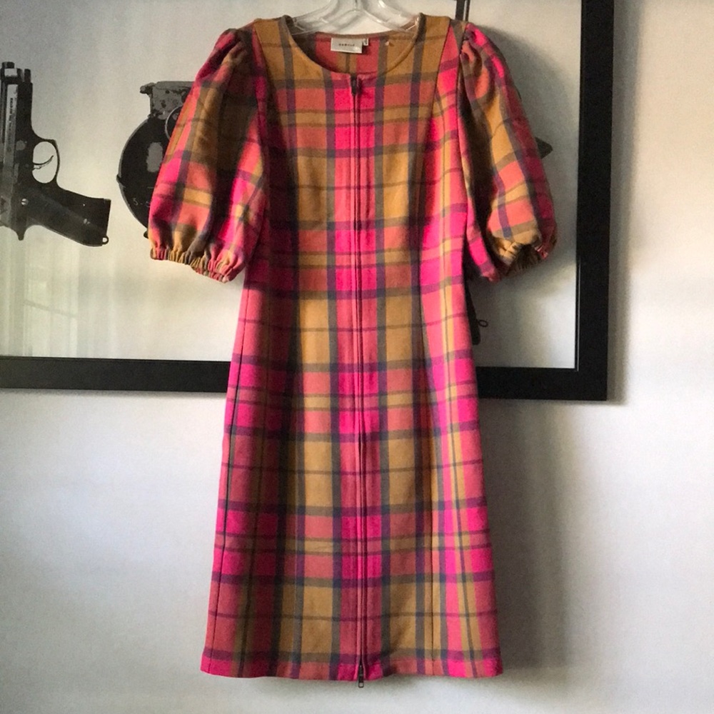 Plaid Puff-Sleeve Shift Dress in Pink & Tan - Picture 2 of 16